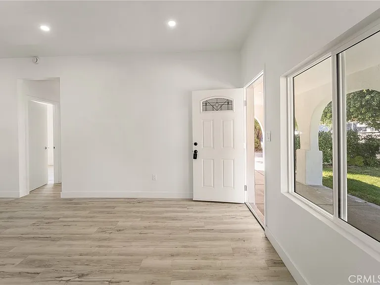 10730 Strathern St — Photo 1