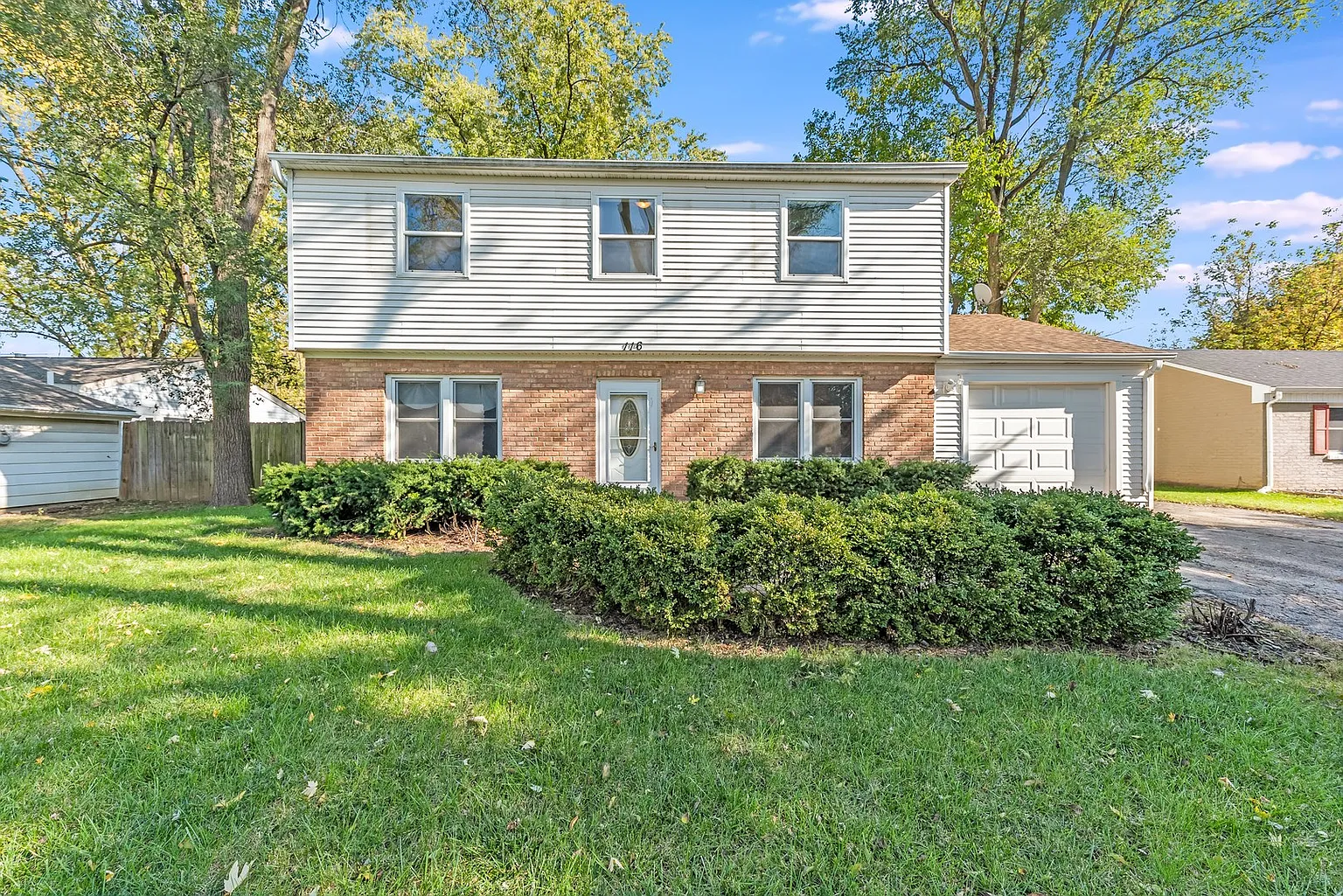 116 N Pinecrest Rd photo 1