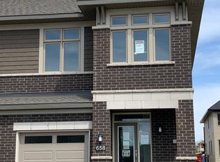 658 Capricorn Cir, Ottawa, ON K4M 0J5