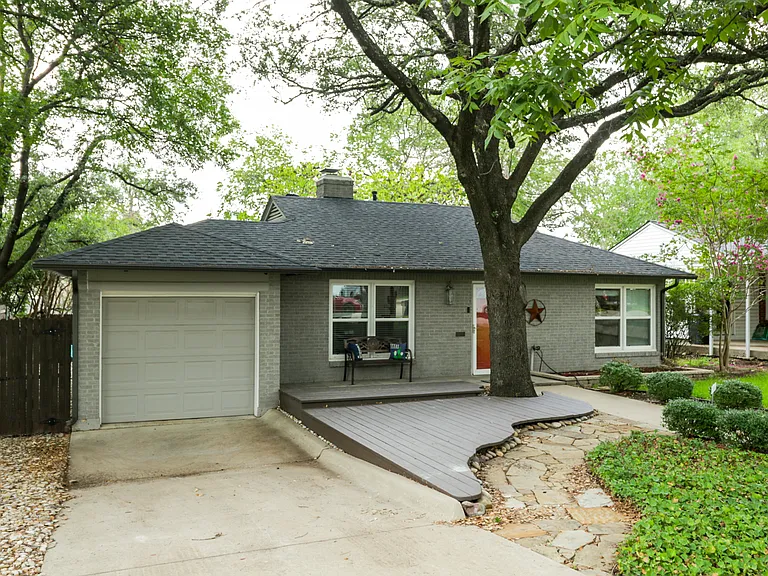 6432 Malvey Ave — Photo 11