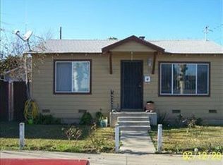 2203 11th St, Reedley, CA 93654
