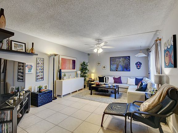 2nd image of 2236 White Pine Cir APT C