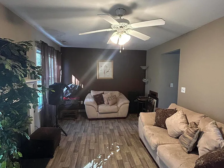 5418 Gunnette Dr — Photo 1