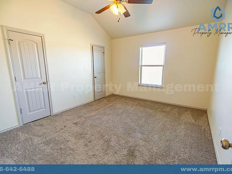 1220 Kingston St — Photo 13