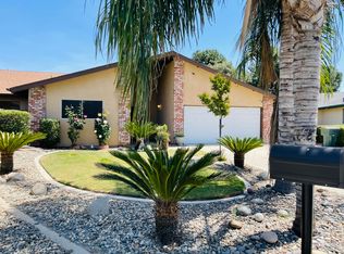 1835 E Seeger Ct, Visalia, CA 93292