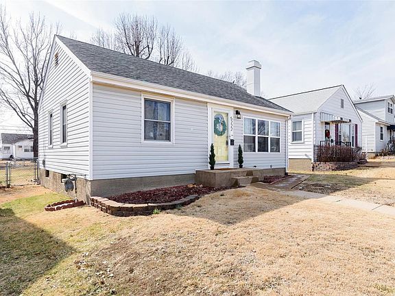 2nd image of 5222 Parker Ave