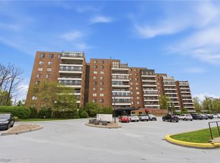 27500 Cedar Rd APT 808, Beachwood, OH 44122