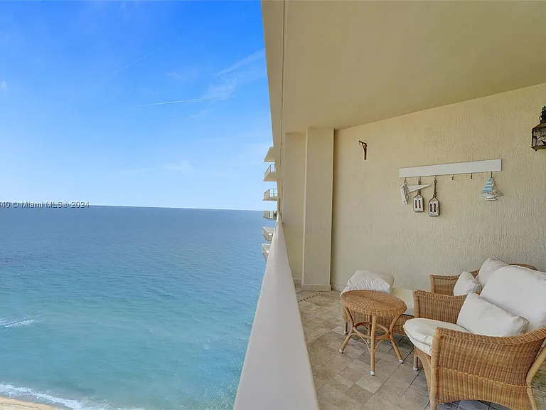 16699 Collins Ave #4106 — Photo 34