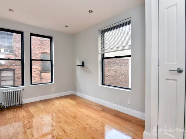 815 West 180th Street image 4 of 9