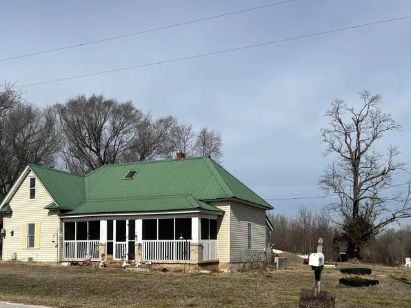 9488 N Farm Road 81, Walnut Grove, MO 65770