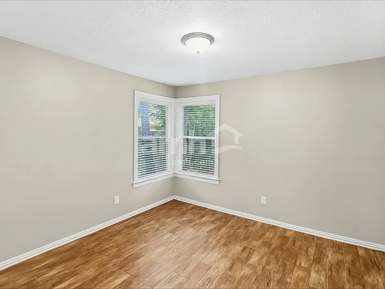 5 Paddock Pines Pl — Photo 15