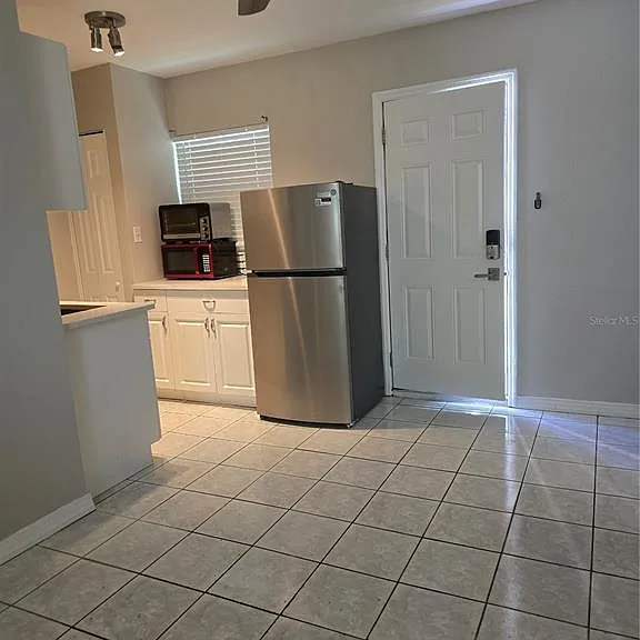 2306 W Saint Joseph St #2 — Photo 5