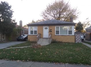 12528 S Ada St, Calumet Park, IL