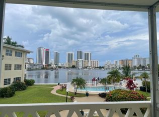 450 Golden Isles Dr APT 2F, Hallandale Beach, FL 33009
