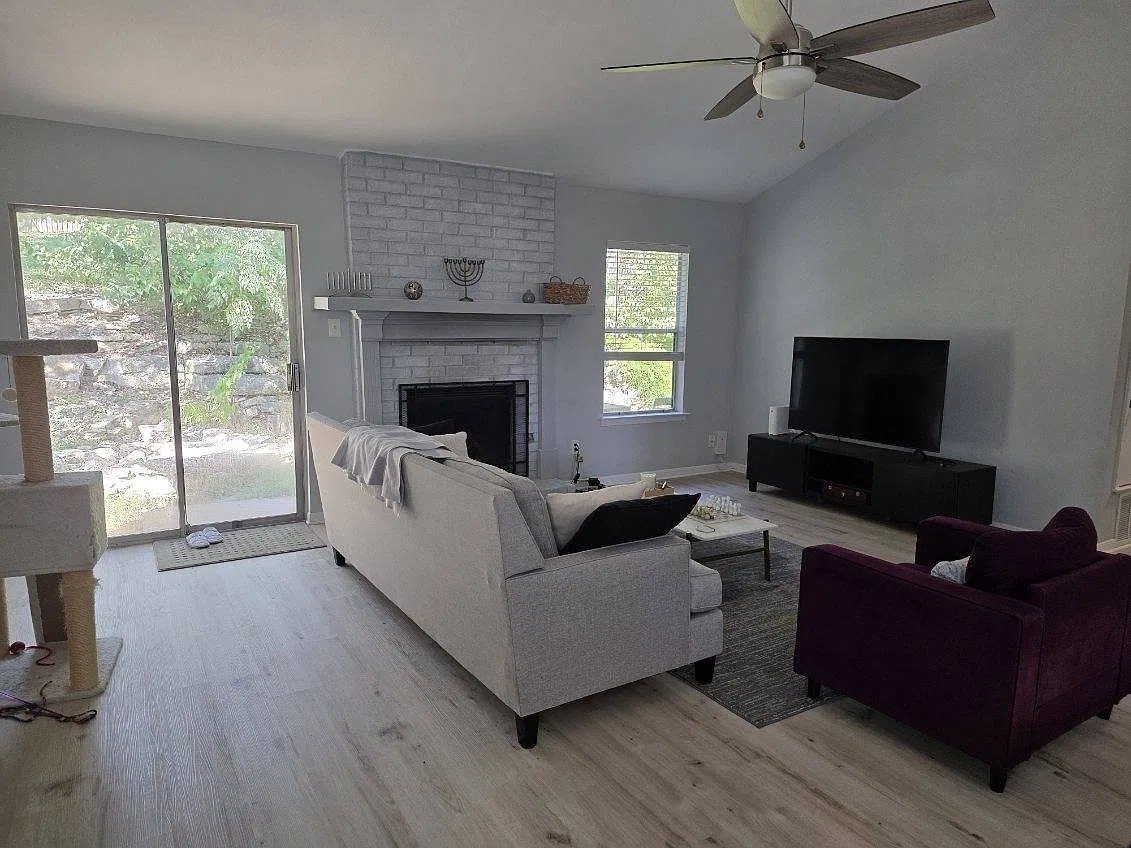3 bed, 1594 sqft, $1,500 — Photo 4