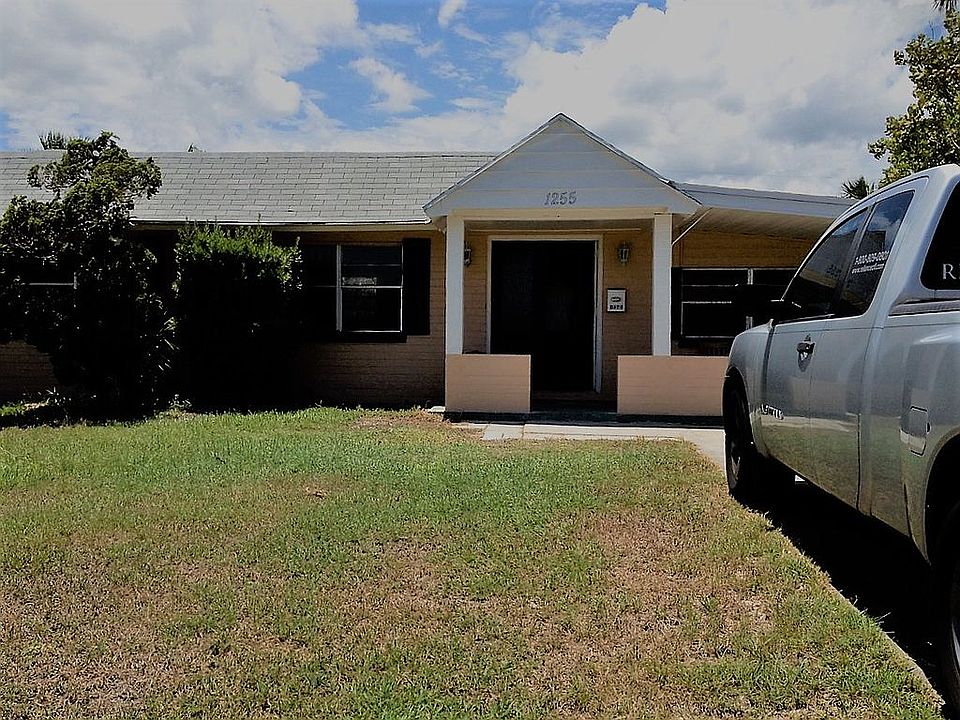 1st image of 1255 Waverly Dr