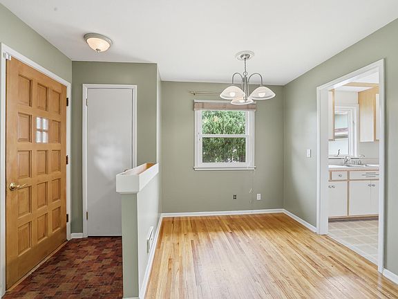 3rd image of 8701 Thomas Ave S