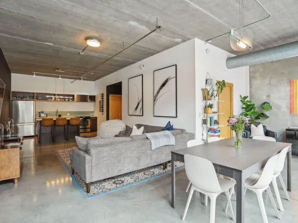 345 6th Ave N Unit 201, Minneapolis, MN 55401