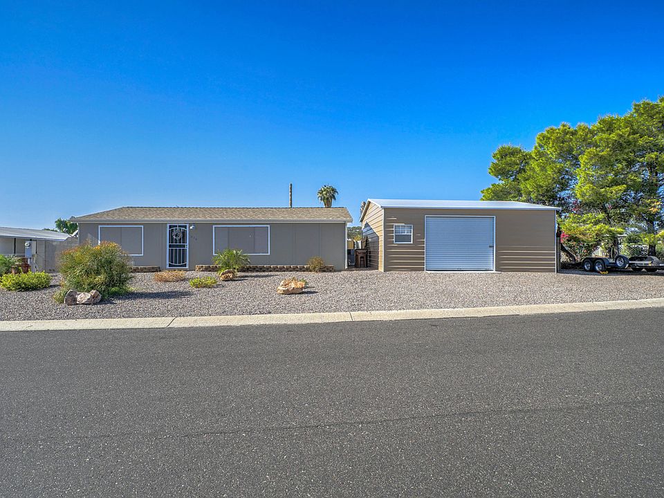 1st image of 816 S Evangeline Ave