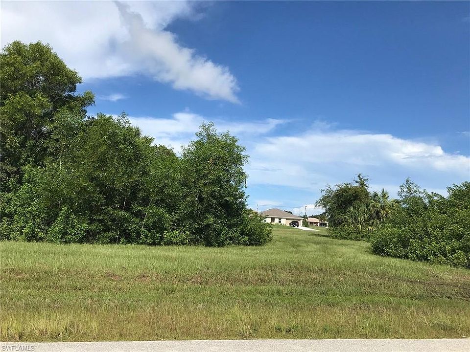 1st image of 114 NW 24th Pl