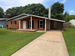 14020 Sandhurst Dr SW, Huntsville, AL 35803