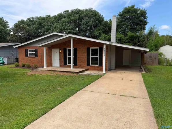 14020 Sandhurst Dr SW, Huntsville, AL 35803