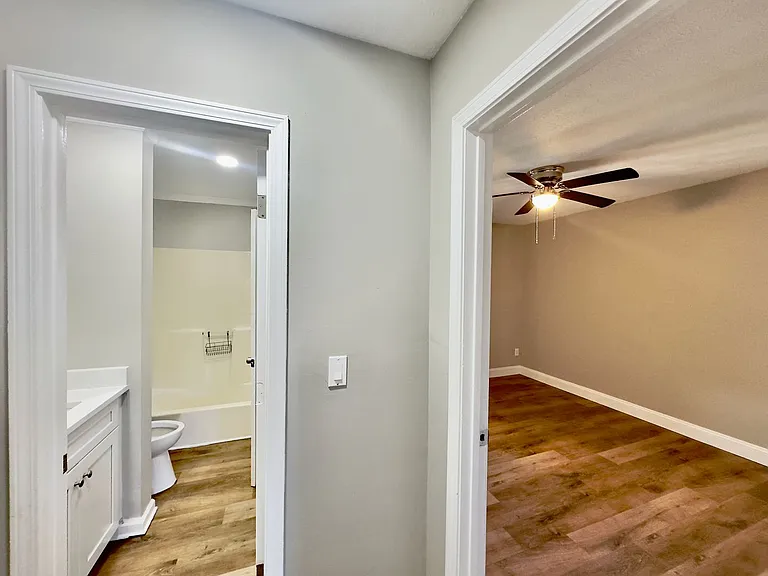 138 Bonnie Ln — Photo 23