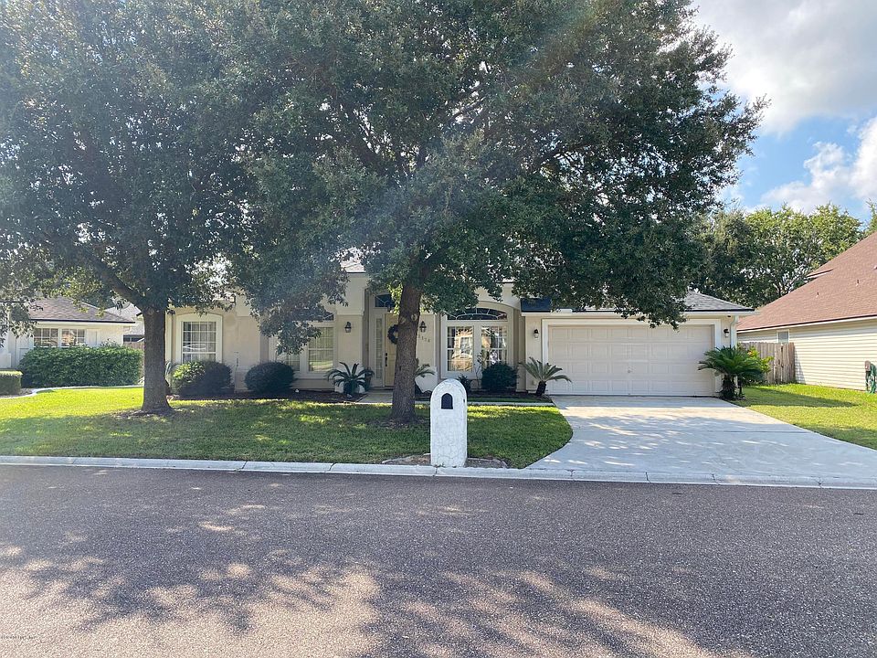 1st image of 12174 Captiva Bluff Cir W