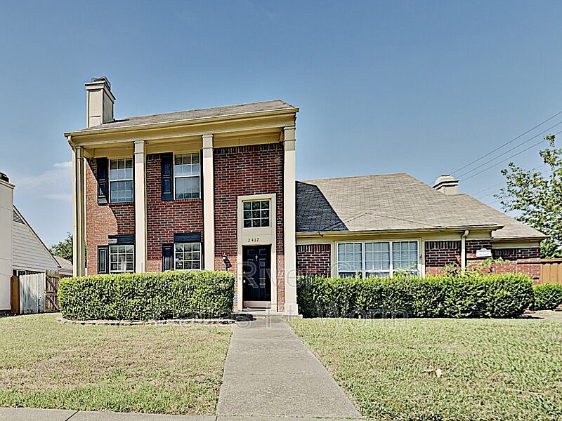 1st image of 2417 Forestbrook Dr