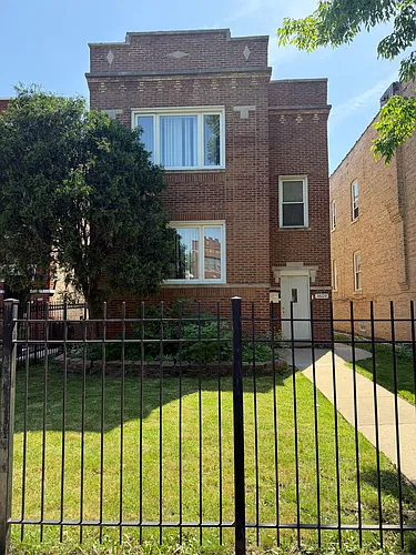 1629 N Mayfield Ave #2 Photo 1