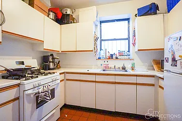 Rented by City Connections Realty