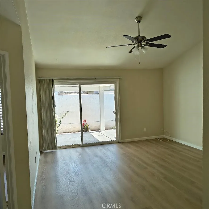 2 bed, 933 sqft, $2,295 — Photo 4