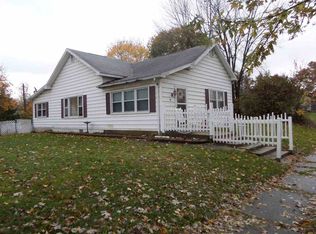 311 S Walnut St, Hartford City, IN 47348