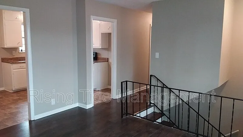 Building Photo - 5500 Crestview Dr
