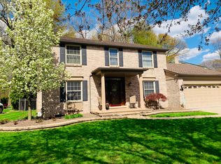 14706 Riverside St, Livonia, MI 48154