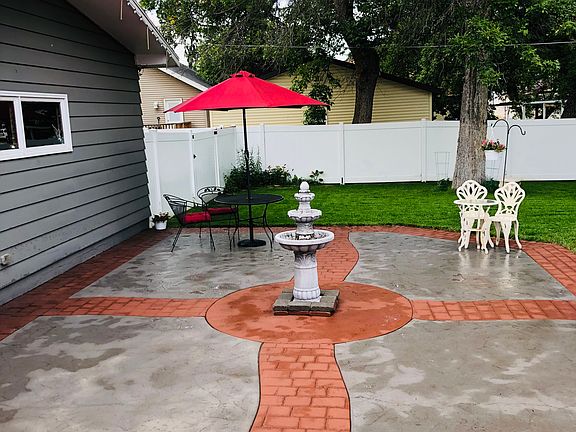 Colored concrete patio