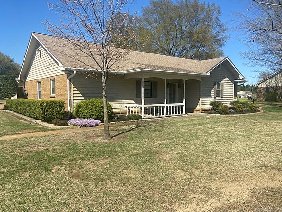 2nd image of 106 N Ramblewood Dr
