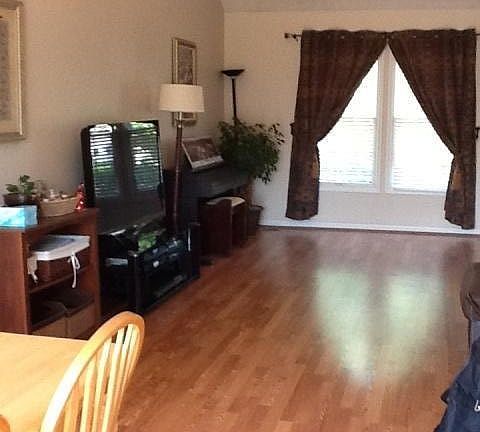 5th image of 3910 Orchard Lake Dr