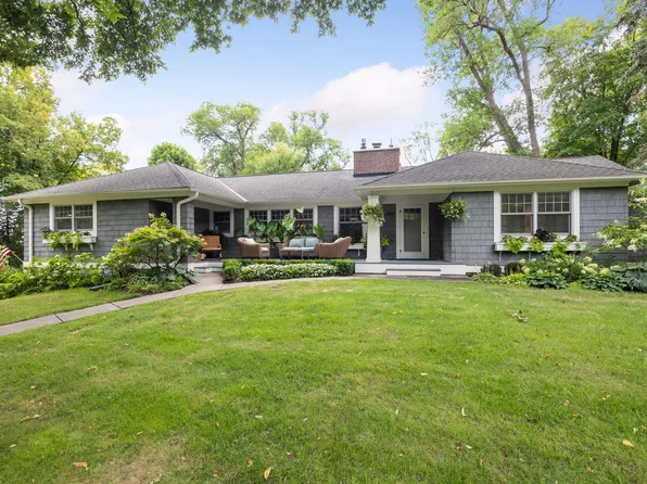 1430 La Salle St, Wayzata, MN 55391