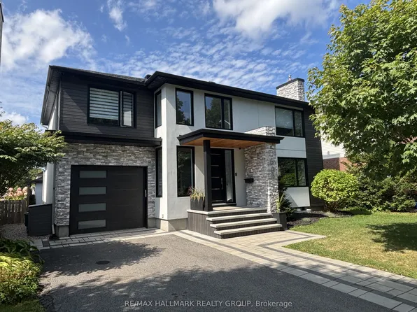 668 Mansfield Ave, Ottawa, ON K2A 2T6