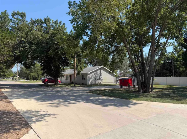 126 S Ohio St #A-p-128, Salina, KS 67401