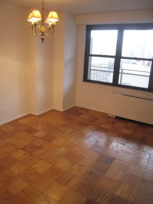 Rented by City Connections Realty | media 11