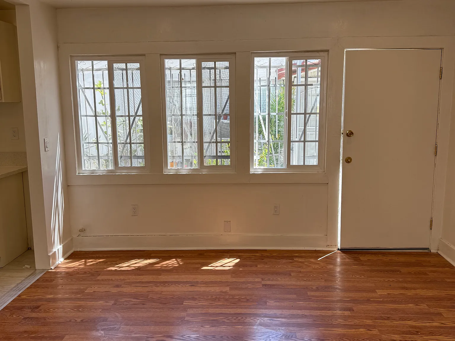 1 bed, 800 sqft, $1,995 — Photo 2