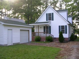 2559 Red Bank Rd, Gloucester, VA 23061