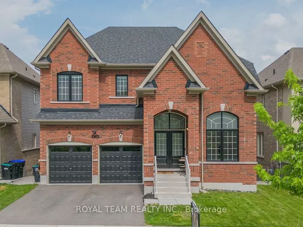 1065 Langford Blvd, Bradford West Gwillimbury, ON L3Z 4L1