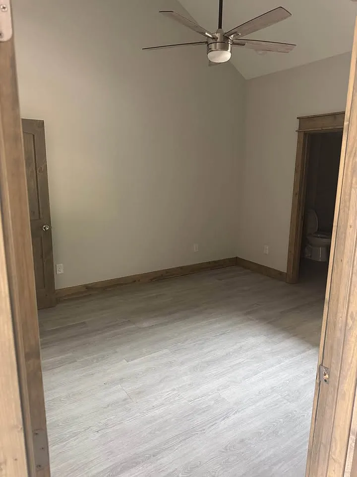 2 bed, 950 sqft, $1,500 — Photo 4