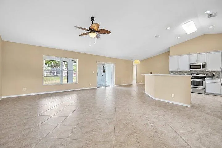 1355 SW Porter Rd — Photo 5