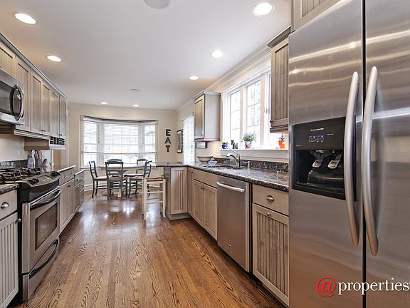 Kitchen / Breakfast Room