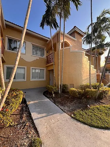 7910 NW 7th St #103-8 Photo 1