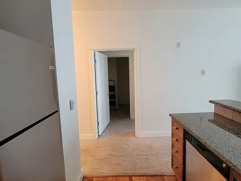400 Washington Ave #310 — Photo 16